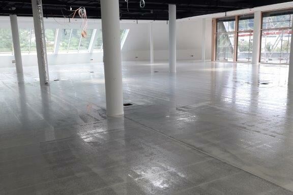primed floor surface